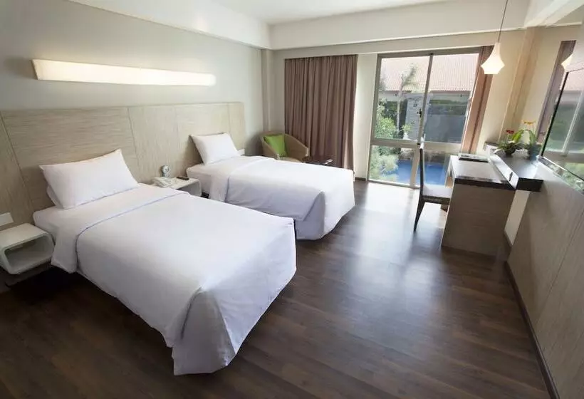 בית מלון כפרי Bintang Kuta