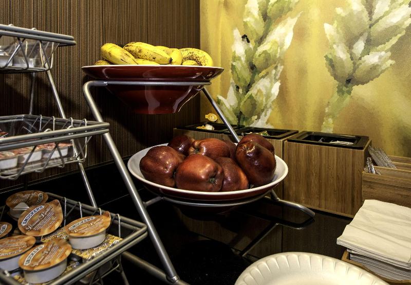 호텔 Fairfield Inn & Suites By Marriott Meridian