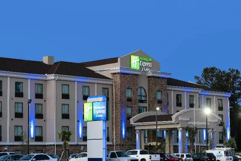 ホテル Holiday Inn Express And Suites Houston North   Iah Area, An Ihg