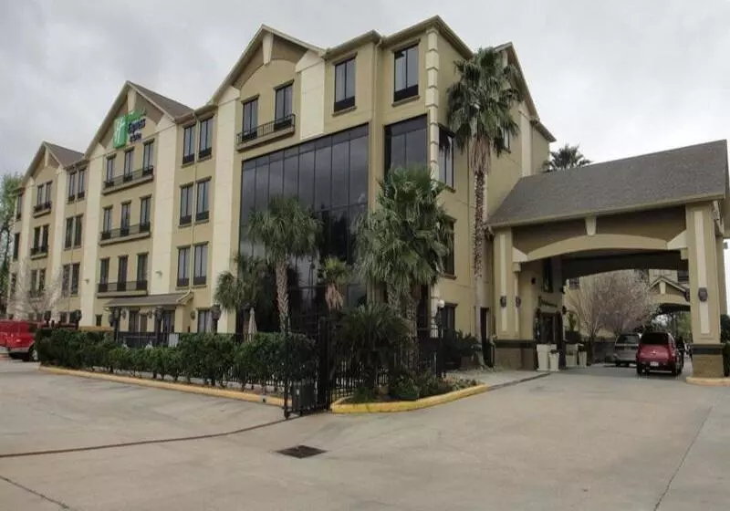 ホテル Holiday Inn Express And Suites Houston North   Iah Area, An Ihg