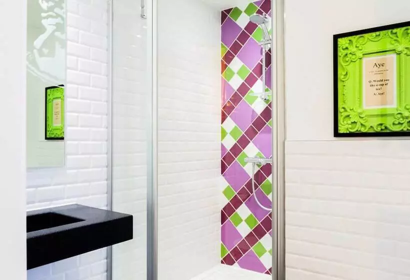 هتل Ibis Styles Edinburgh St Andrew Square