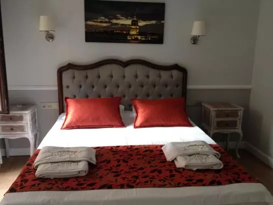 ホテル Konak Suites