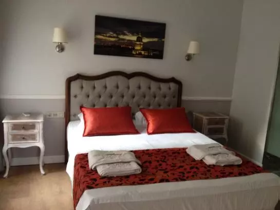 ホテル Konak Suites