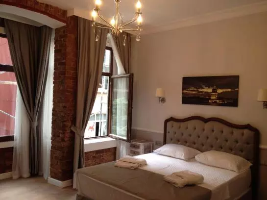 ホテル Konak Suites