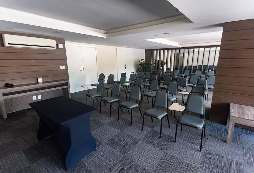 호텔 Master Cosmopolitan Moinhos De Vento