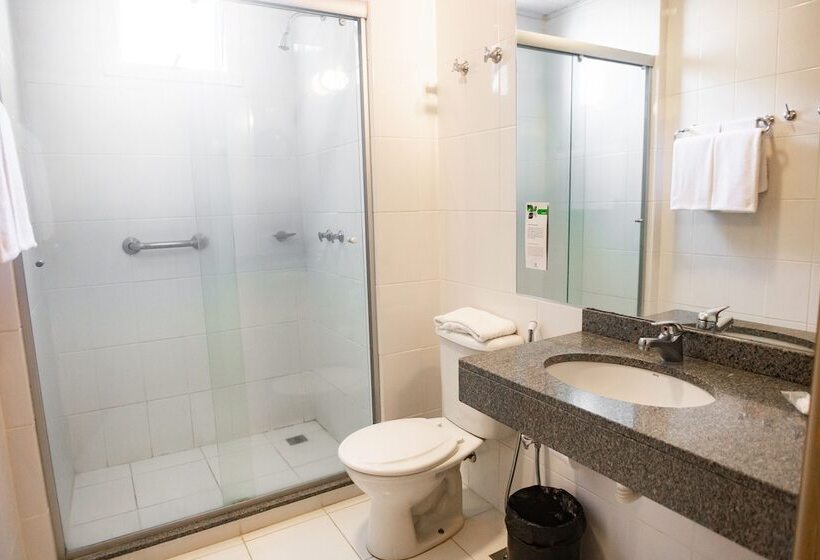 هتل Master Cosmopolitan Moinhos De Vento