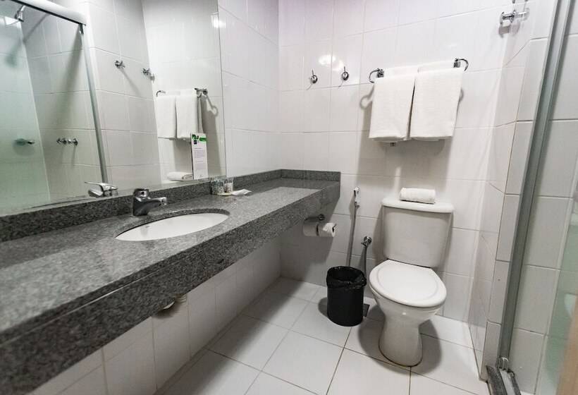 هتل Master Cosmopolitan Moinhos De Vento