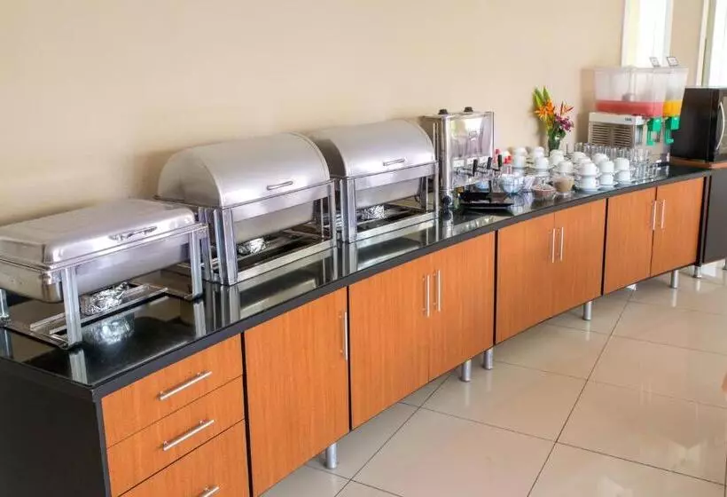 فندق Porto Napolis