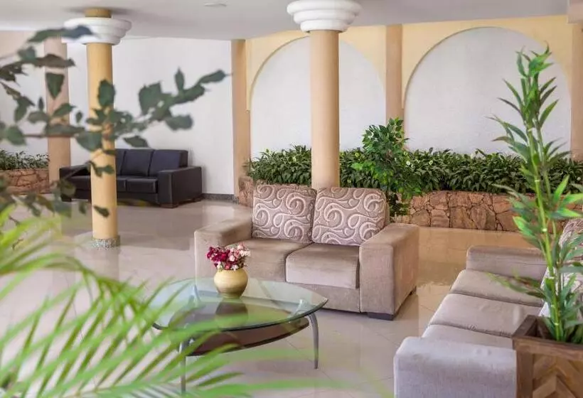 فندق Porto Napolis