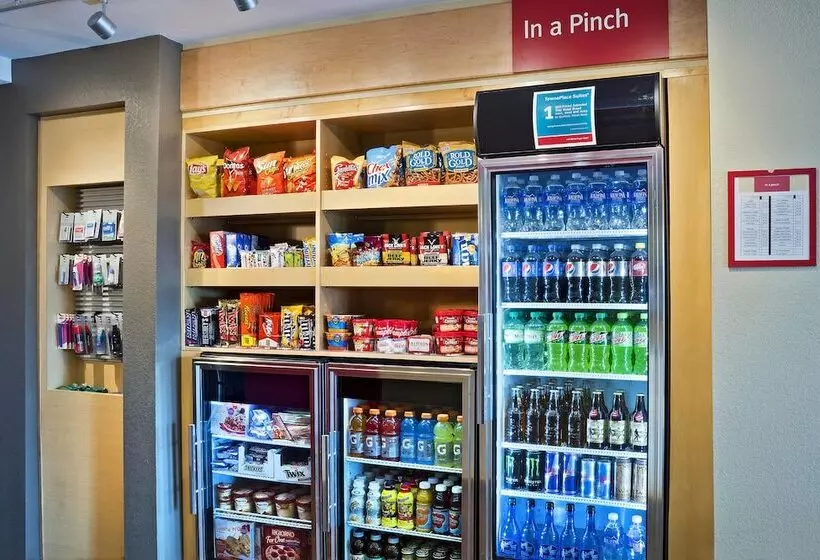 فندق Towneplace Suites By Marriott Dodge City