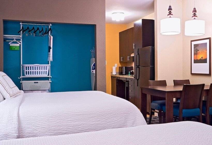 בית מלון כפרי Towneplace Suites By Marriott Dodge City