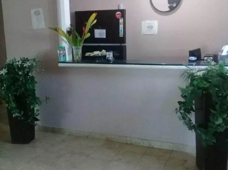 فندق Villa Fontana