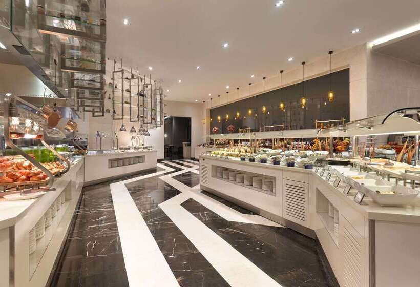 Wyndham Grand Istanbul Levent Hotel & Conference Center