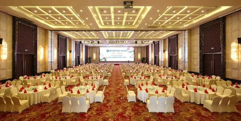 Отель Wyndham Grand Plaza Royale Changsheng Jiangyin