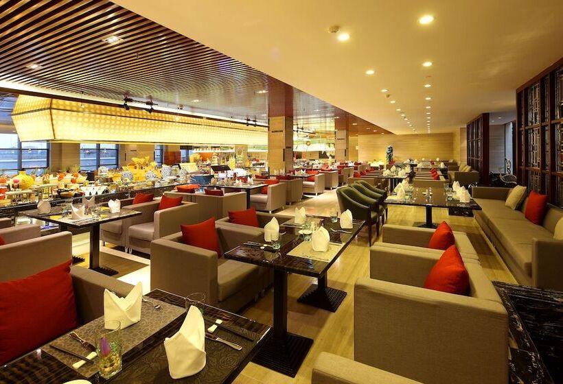 Отель Wyndham Grand Plaza Royale Changsheng Jiangyin