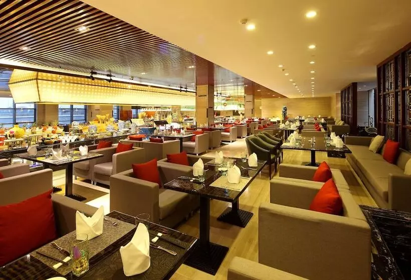 Отель Wyndham Grand Plaza Royale Changsheng Jiangyin