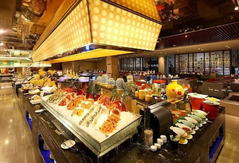 Отель Wyndham Grand Plaza Royale Changsheng Jiangyin