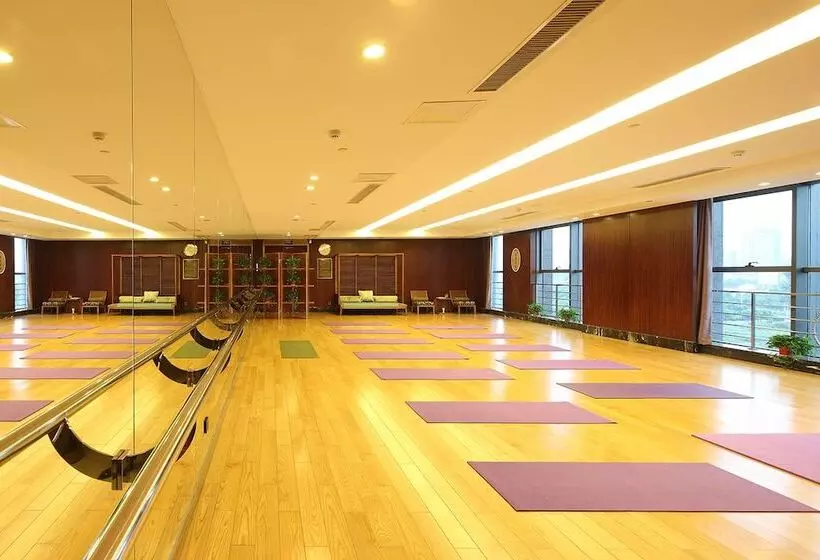 Отель Wyndham Grand Plaza Royale Changsheng Jiangyin