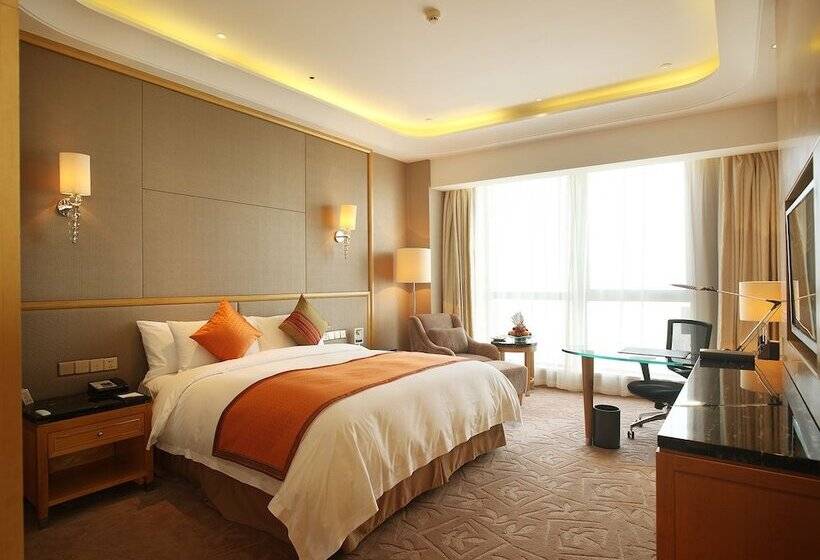 Отель Wyndham Grand Plaza Royale Changsheng Jiangyin