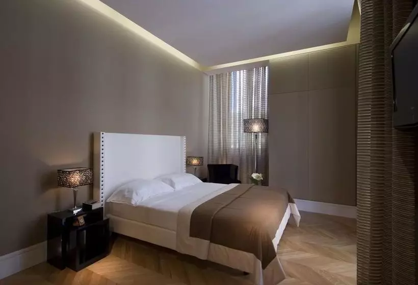 Village Inn Motel Holt