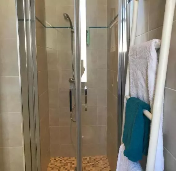 ベッドアンドブレックファースト La Turenne