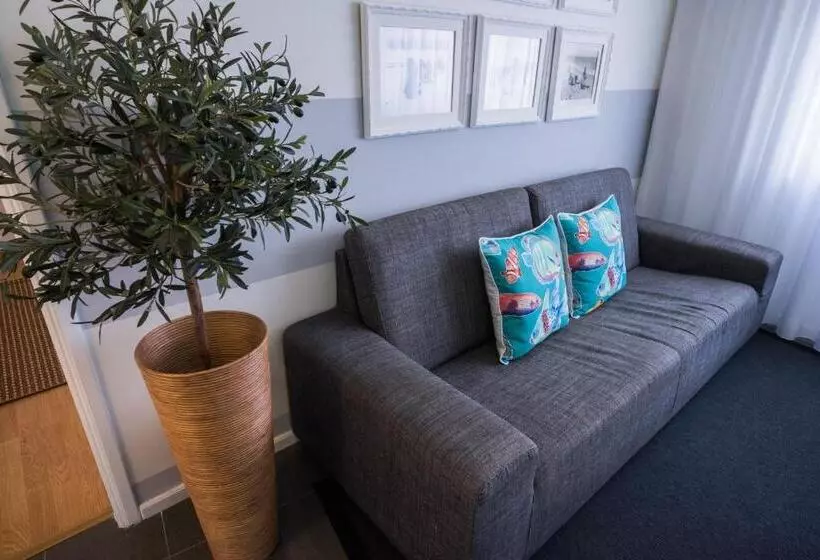 Casa Vó Minda   Nazaré   Alojamento Local