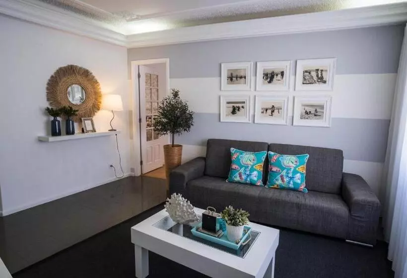 Casa Vó Minda   Nazaré   Alojamento Local