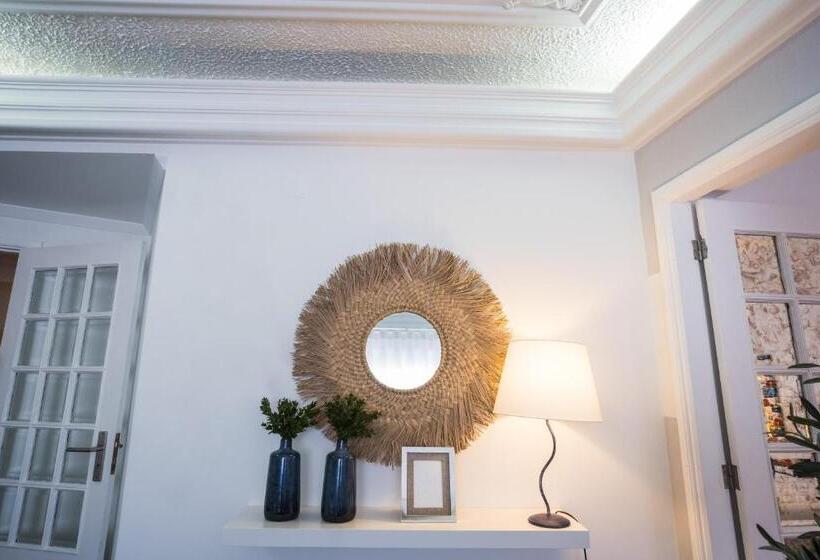 Casa Vó Minda Nazaré Alojamento Local