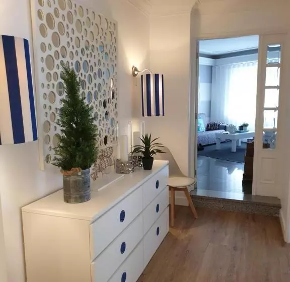 Casa Vó Minda   Nazaré   Alojamento Local