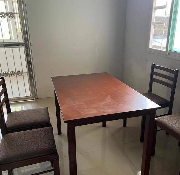 فندق อาร์ทู R2 Rongkhun