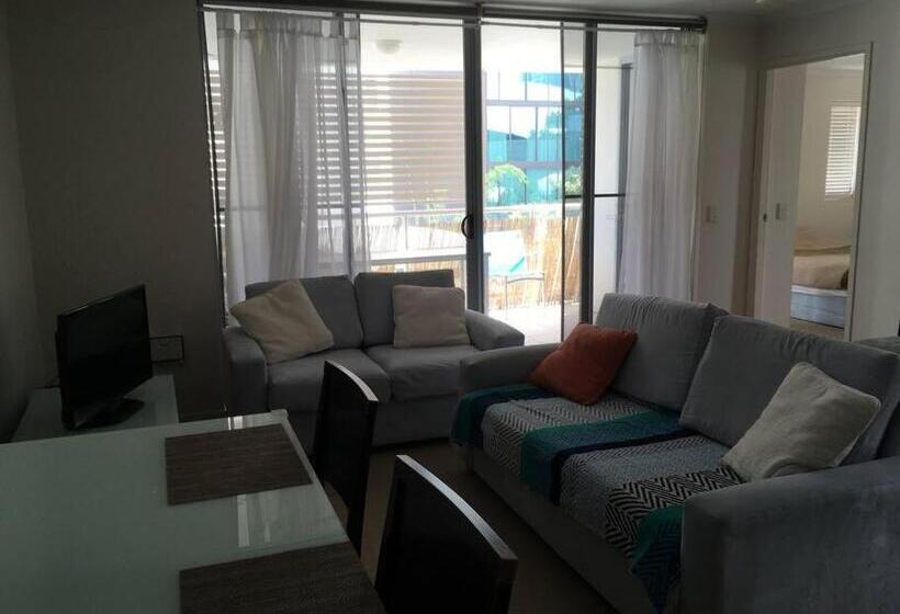 Merivale Stay In South Brisbane Two Beds Two Baths One Parking