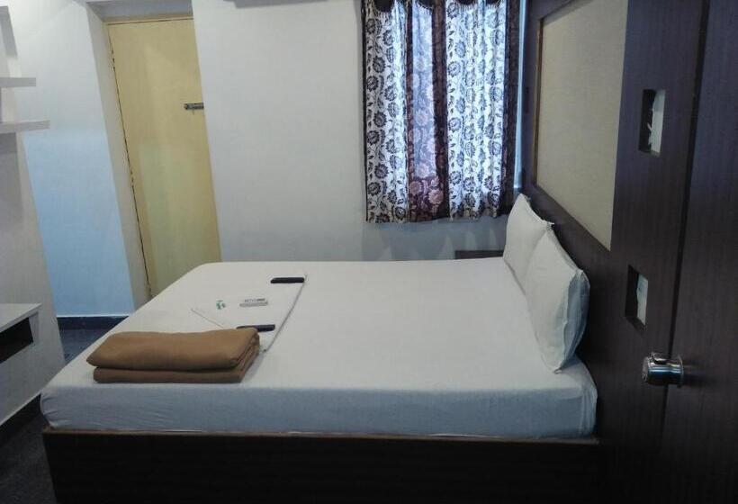 Pensjonat Central Saphire Residency Only For Indians