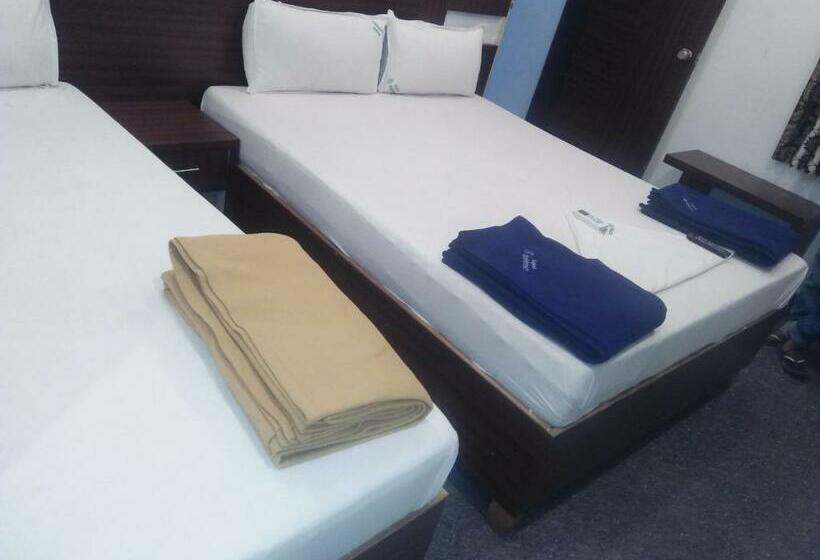 Pensjonat Central Saphire Residency Only For Indians