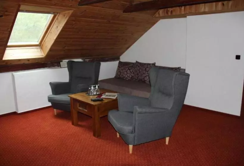 Majatalo Penzion Krcma