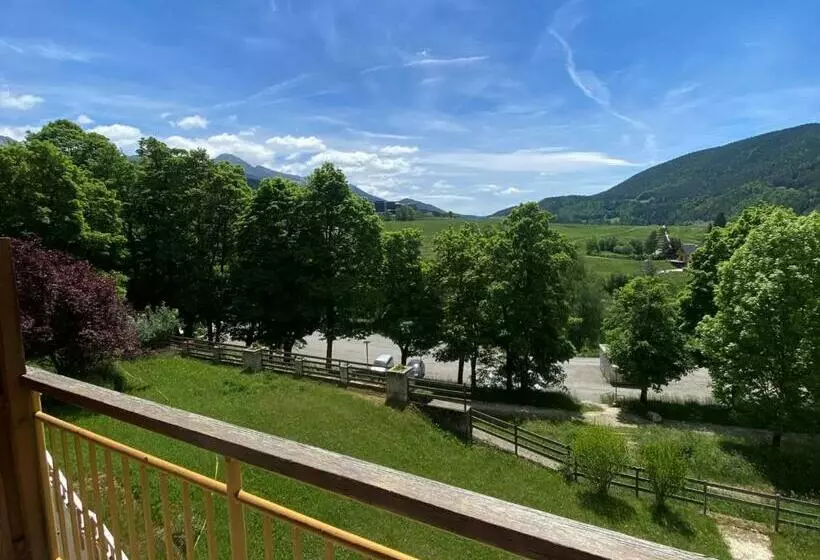 Appartement 2 Pièces Avec Jardin Et Balcon à Villard De Lans, Proche Centre Et Navettes   Fr 1 515 1