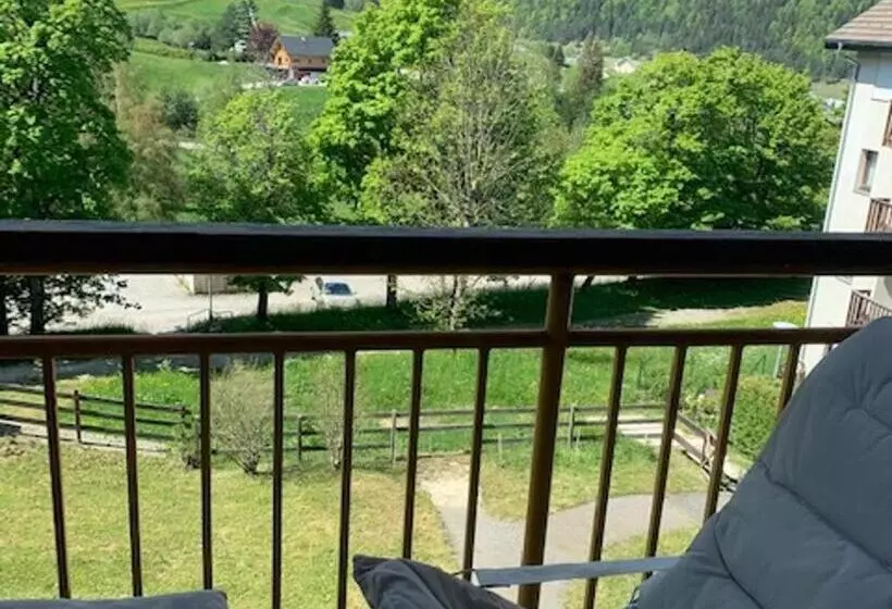 Appartement 2 Pièces Avec Jardin Et Balcon à Villard De Lans, Proche Centre Et Navettes   Fr 1 515 1