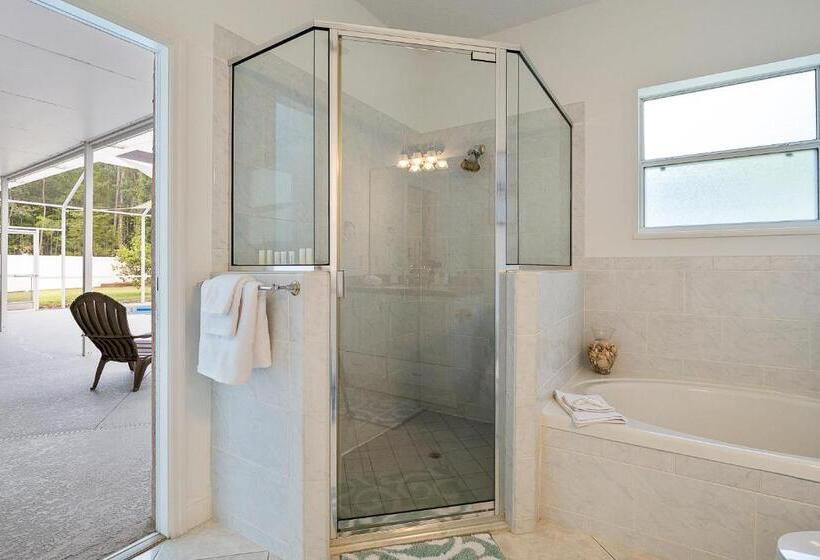 Villa Las Palmas Beautiful Fenced In Pool Home With Spa Sleeps 8