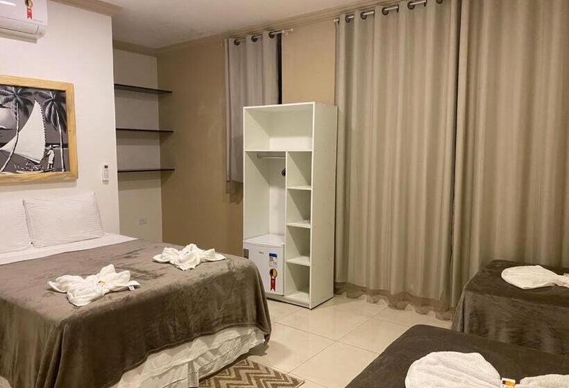 Hotel Pousada La Belle