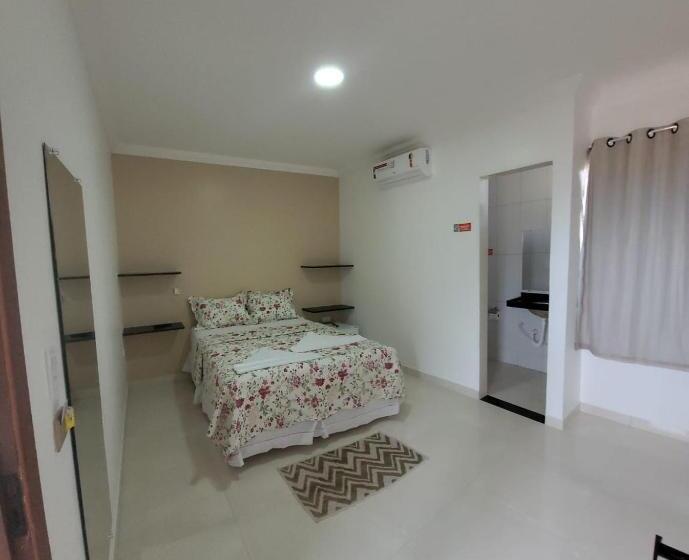 Hotel Pousada La Belle