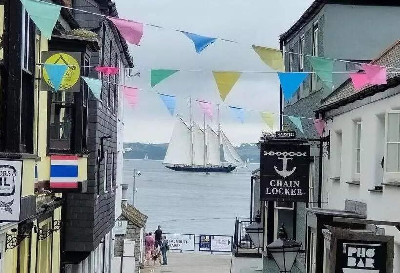 Puffin. Comfortable Annexe Central Falmouth