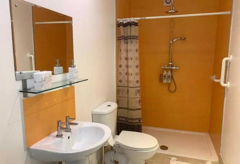 Puffin. Comfortable Annexe Central Falmouth