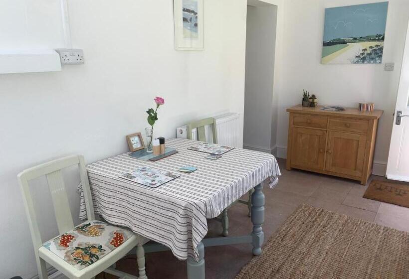 Puffin. Comfortable Annexe Central Falmouth