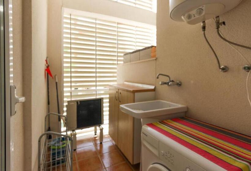 Residencial Alondras 1  6 Pax By Costablancarent