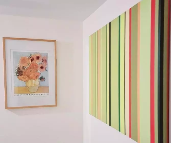 The Silverstone House. Comfort, Convenience And No Hassle At The Doorstep Of Silverstone Race Circui