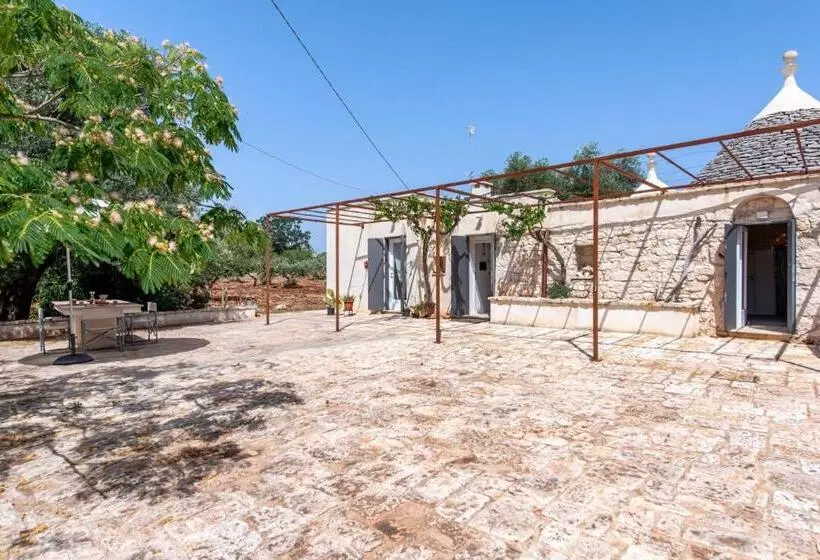 Trullo Fedele Grande125   Happy Rentals