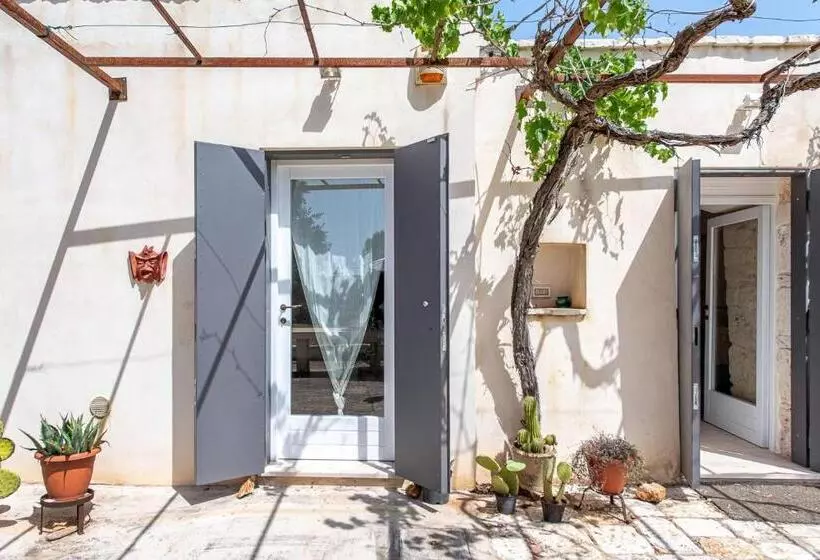 Trullo Fedele Grande125   Happy Rentals