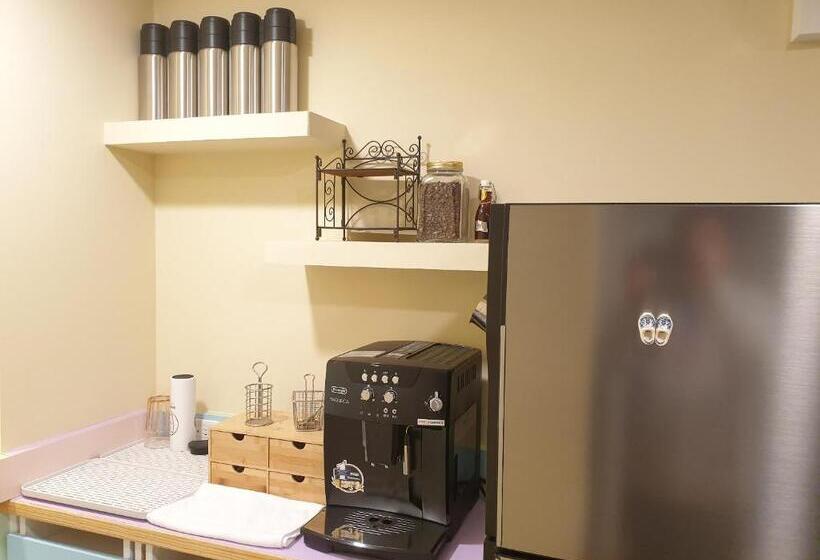 هاستل 小窩旅店 羅東夜巿店