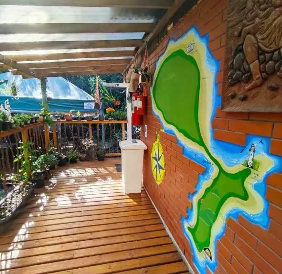 ユースホステル Pousada Morada Das Flores