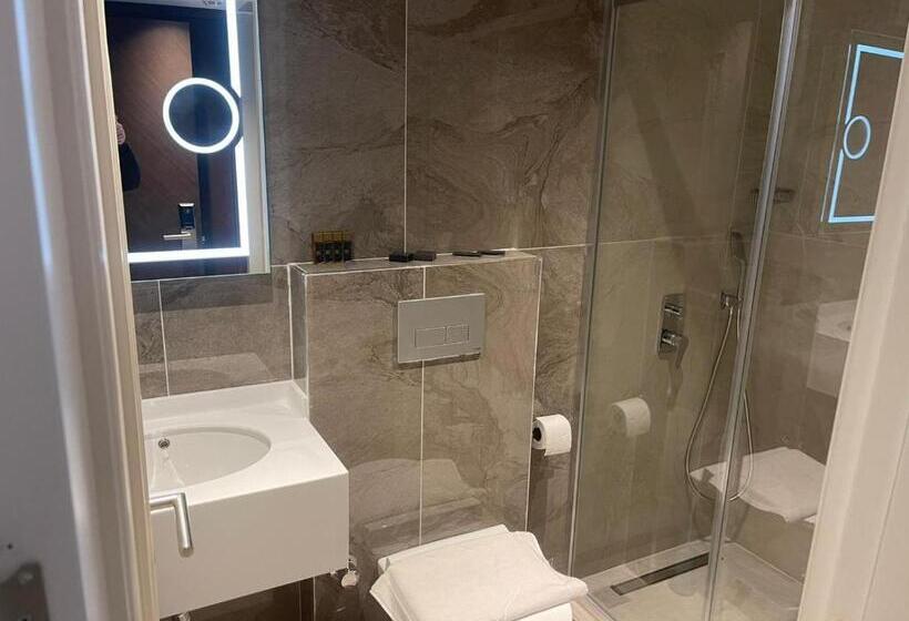 تختخواب و صبحانه The Biancho Hotel Old City Special Category