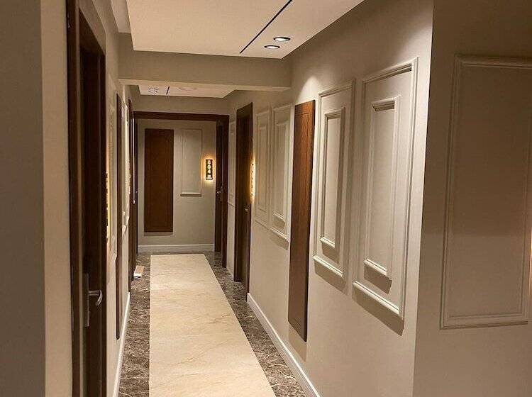 تختخواب و صبحانه The Biancho Hotel Old City Special Category